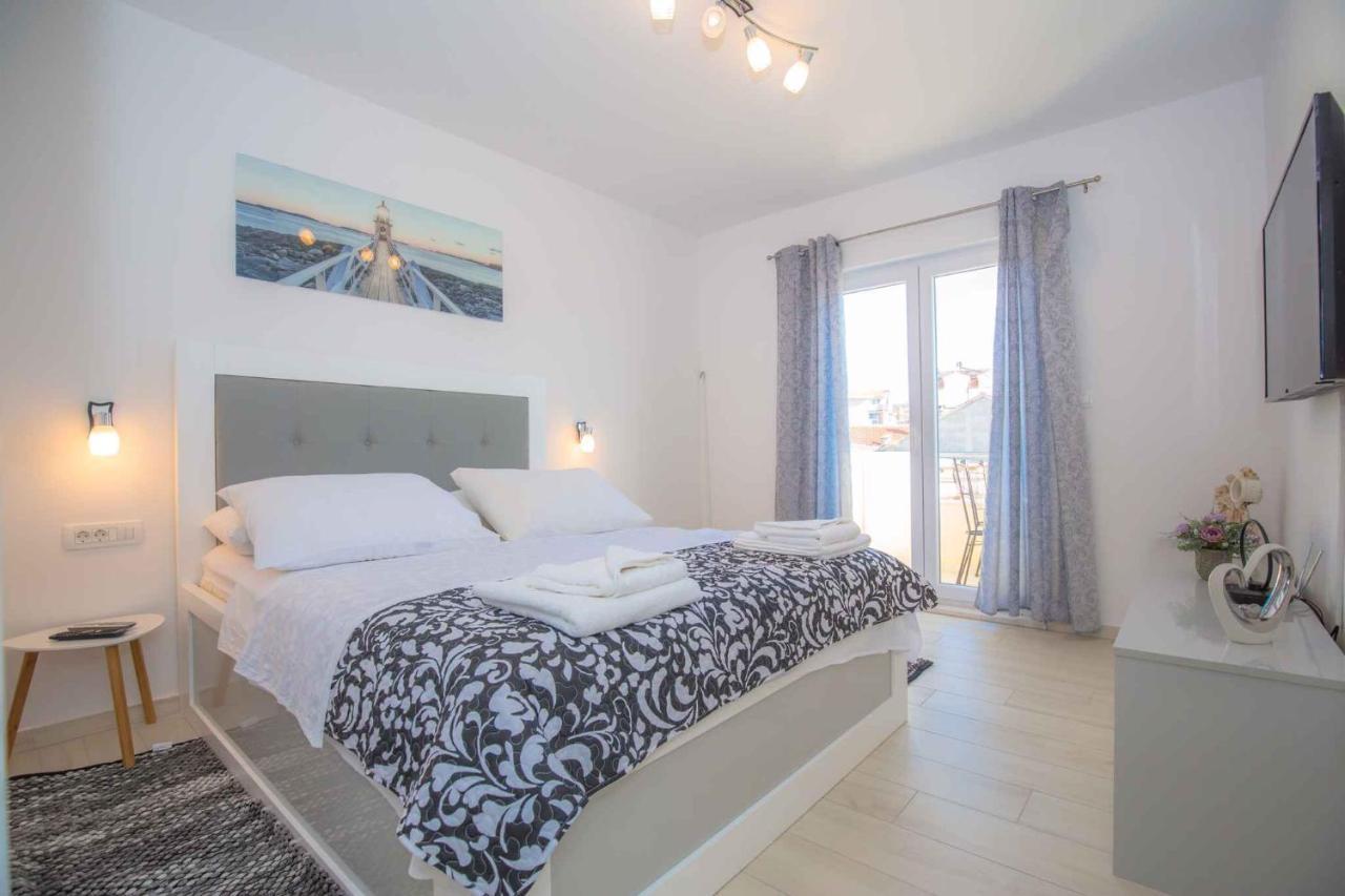 Apartments In Rogoznica 40364 Buitenkant foto